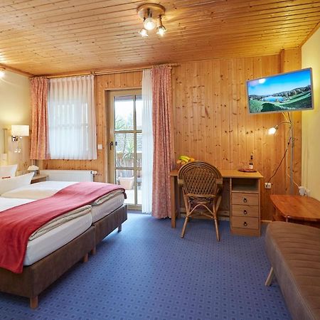 Land- Und Aktivhotel Altmuehlaue Bad Rodach Exterior foto