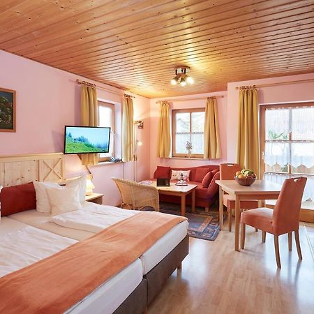 Land- Und Aktivhotel Altmuehlaue Bad Rodach Exterior foto
